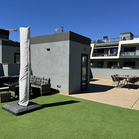Iconic By United Renters Apartment