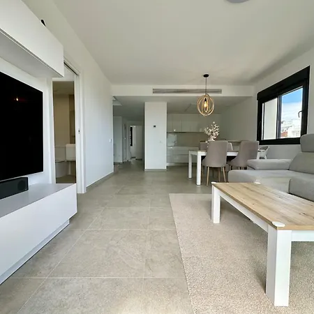 Iconic By United Renters Apartment *