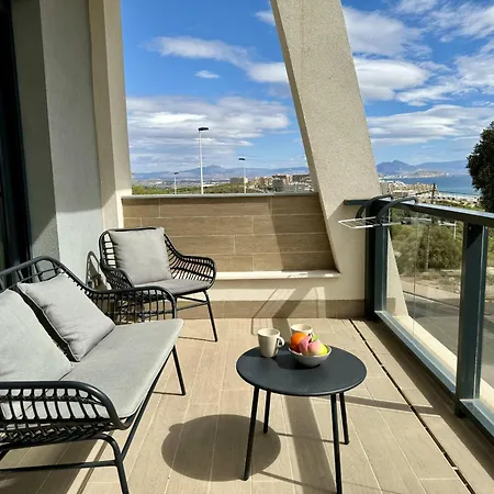 Iconic By United Renters Gran Alacant
